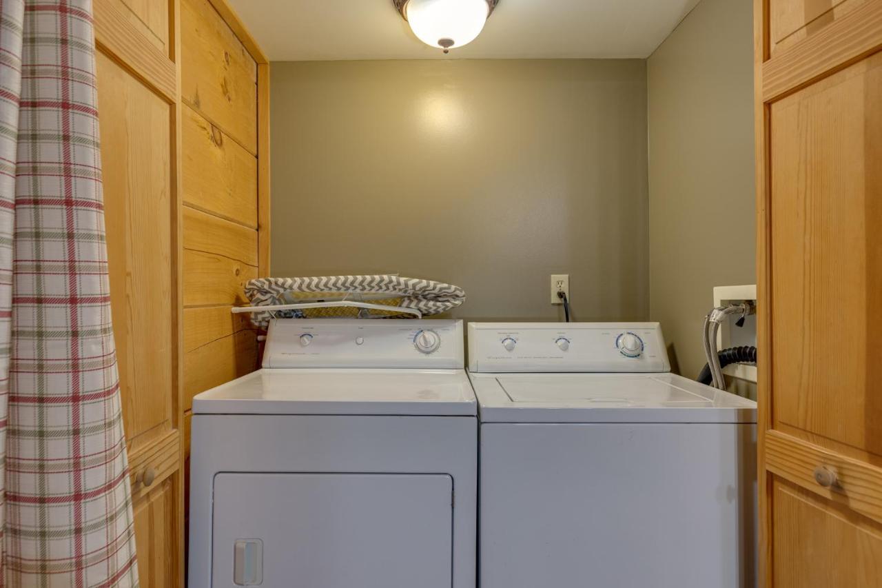 Above Ole Smoky’s Clouds, 1 Bedroom, Hot Tub, WiFI, Pets, Sleeps 4 Gatlinburg Buitenkant foto